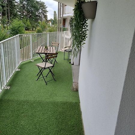 Allee Des Cedres Villepinte  Buitenkant foto