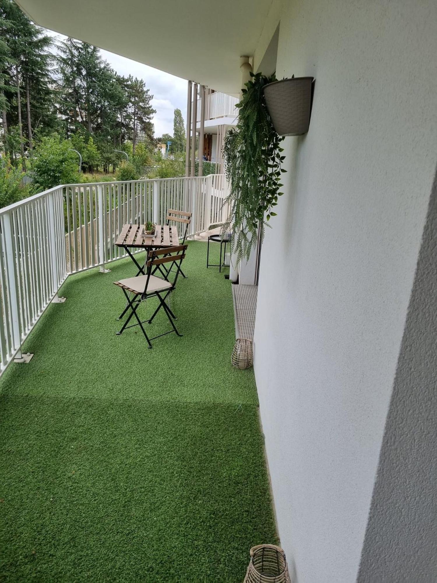 Allee Des Cedres Villepinte  Buitenkant foto